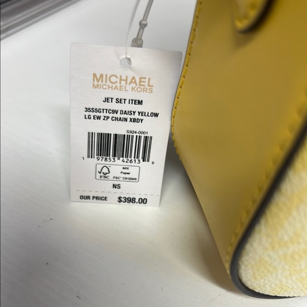 Michael Kors Sunshine Yellow Crossbody Bag with Gold Chain - Picture 2 of 3